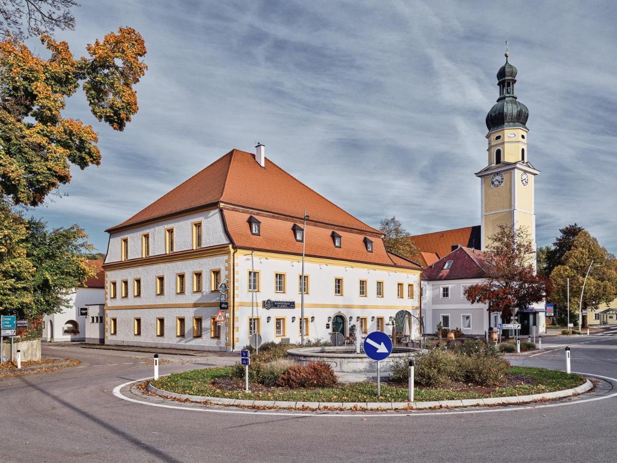 Hofwirthotel Sankt Martin im Innkreis Exterior foto